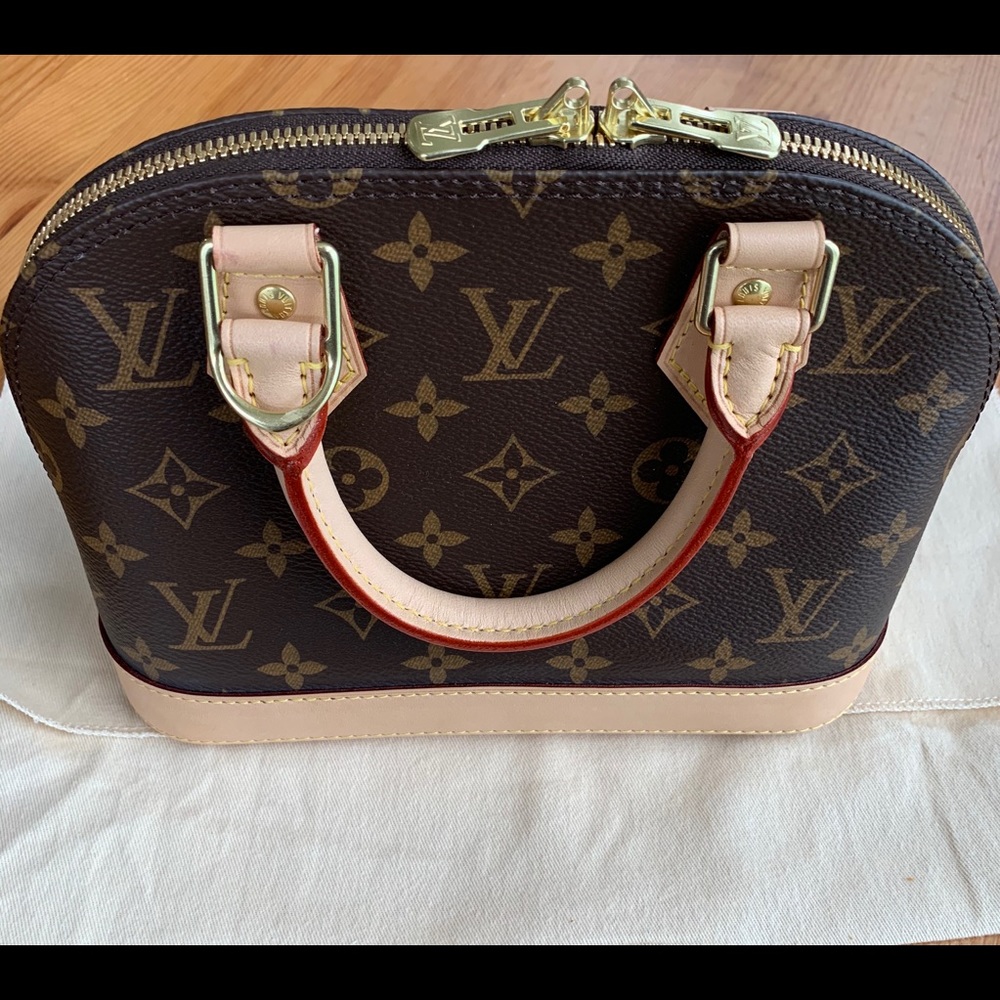 💔SOLD💔 Authentic Monogram Alma BB